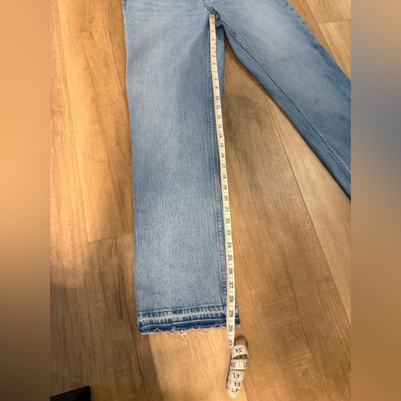 NWT Abercrombie & Fitch The 90’s Straight Mid Rise Women’s Jeand Size 27 reg. - Picture 7 of 7